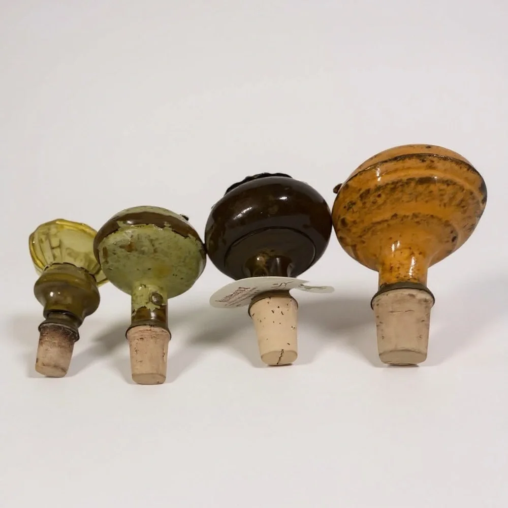 KnobStoppers Vintage Resin Bottle Stoppers Bee & Floral Set of 4, Wine Corks